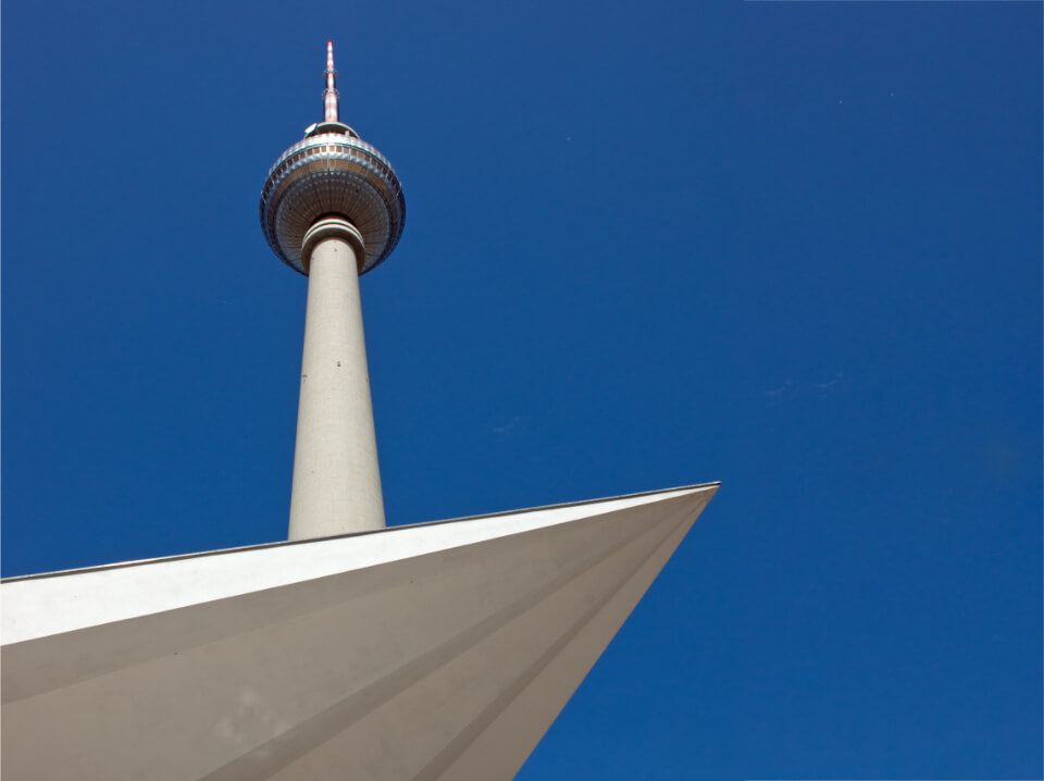 winterspaziergang-berlin-bundeskanzleramt