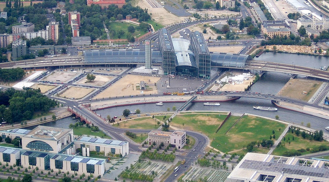 Berlin mit dem Schiff erfahren