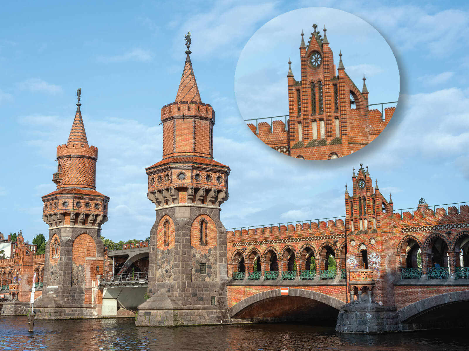 oberbaumbruecke-berlin-nahansicht-mit-detailausschnitt Oberbaumbrücke Berlin aus der Schiffsperspektive